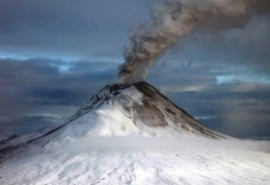 Essncia Ambiental Redoubt Volcano 